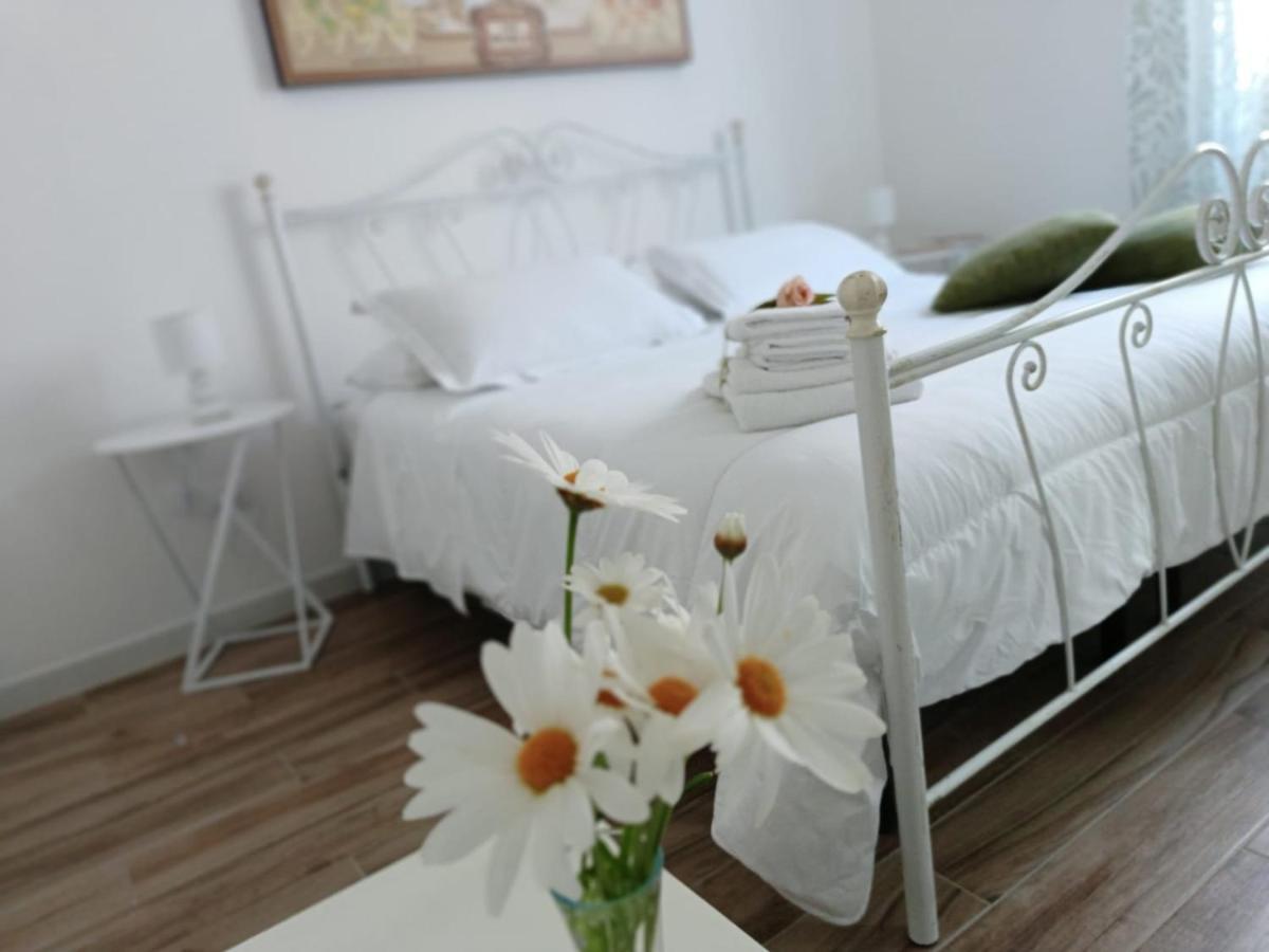 B&B Casa Alinella, Happy And Sustainable Hospitality Taranto Luaran gambar